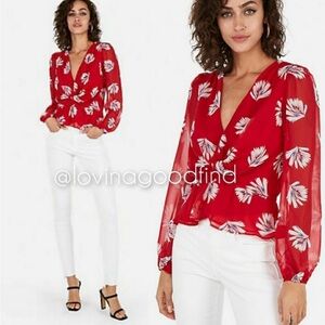 Express Deep V Red Twist Front Floral Print Peplum NWT sz M